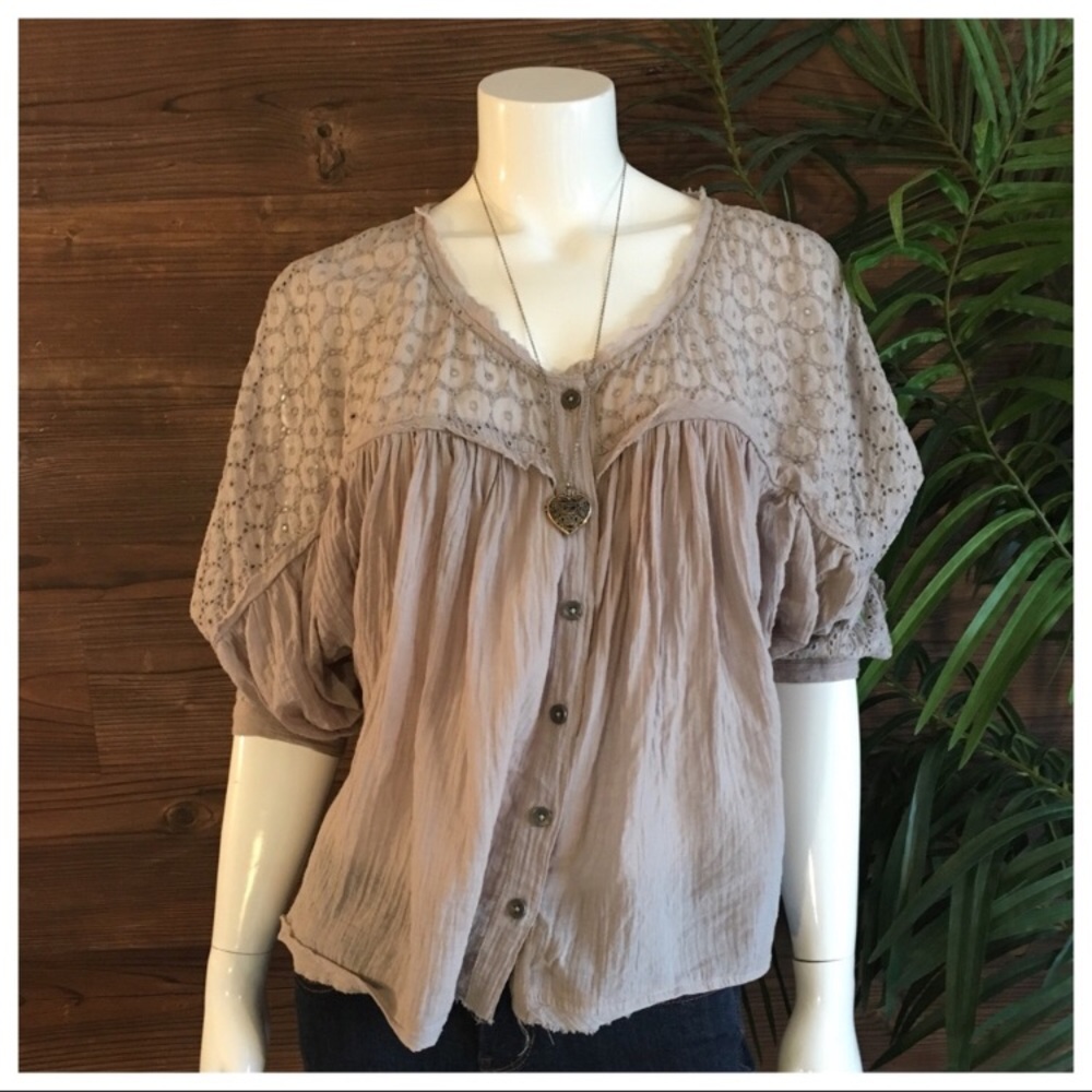Flowy grey free people blouse.